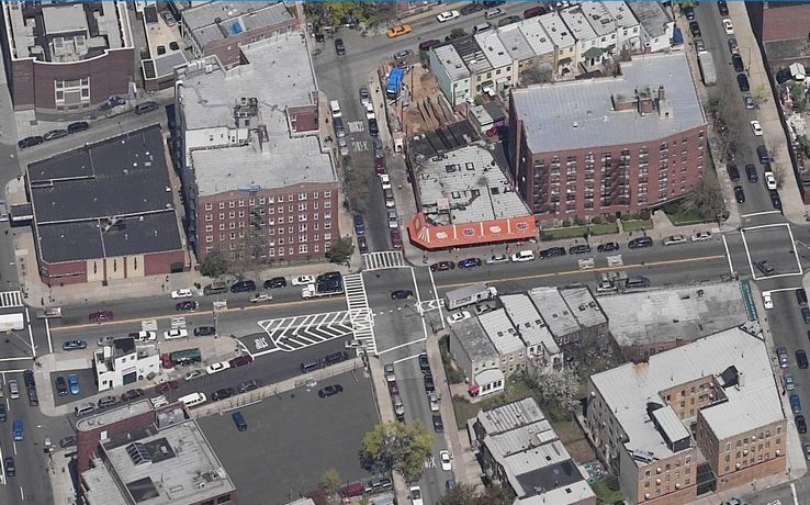 midtown: avenue M - E 12th str